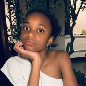 Meet your Posher, Neema